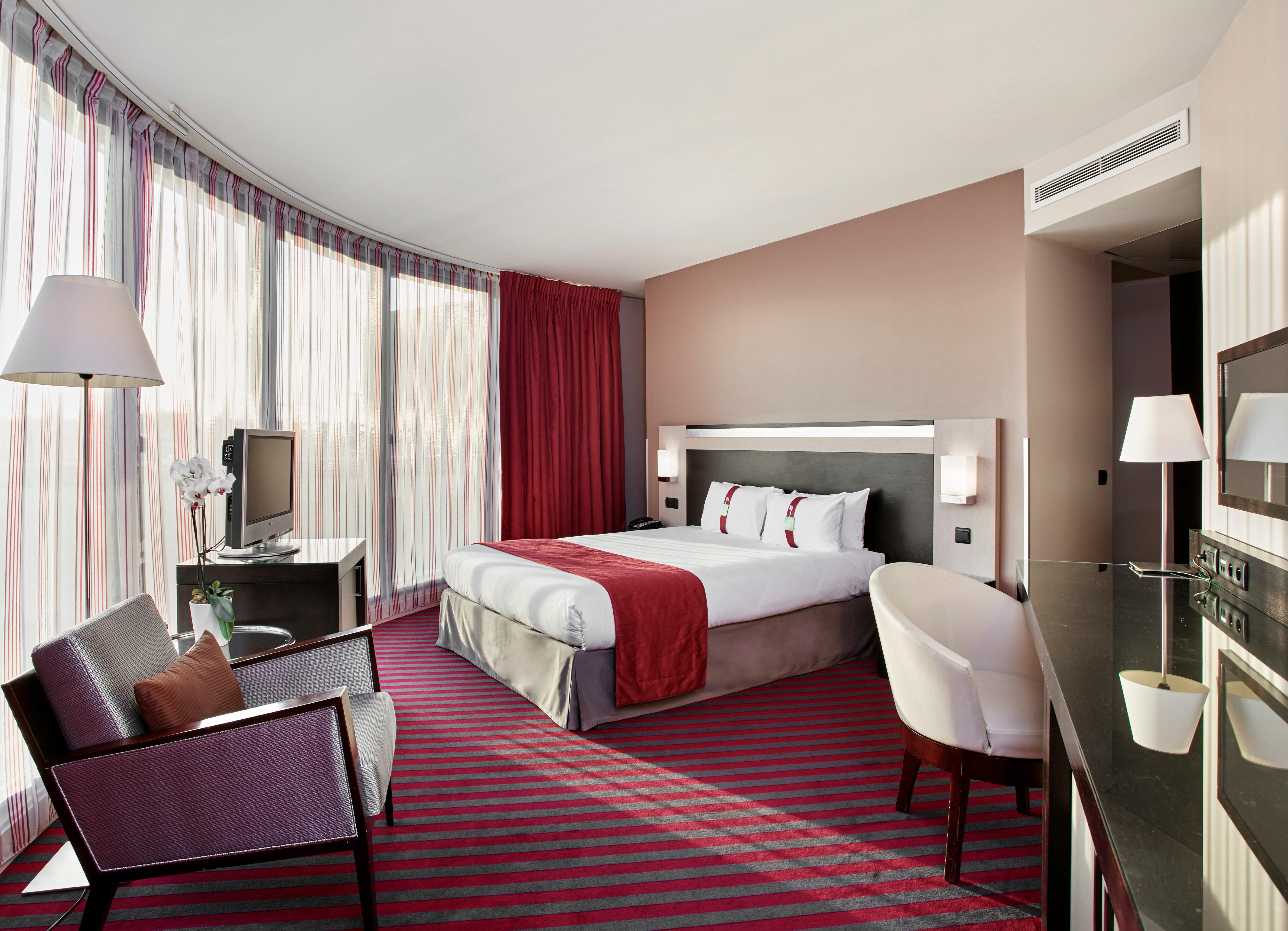 Voco Paris - Porte De Clichy By Ihg Ngoại thất bức ảnh