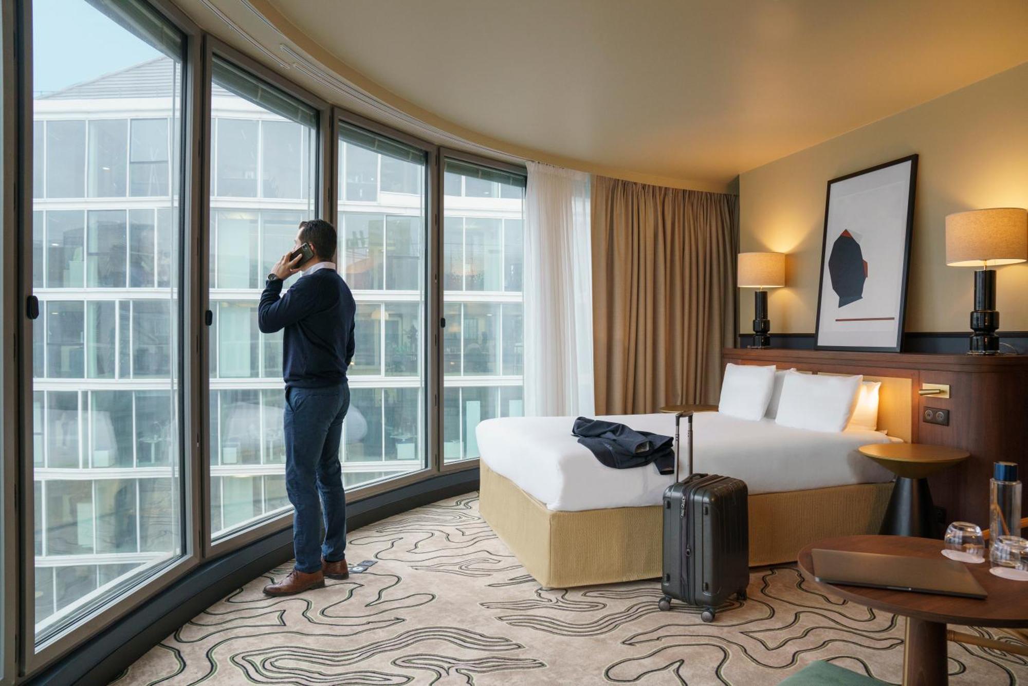 Voco Paris - Porte De Clichy By Ihg Ngoại thất bức ảnh