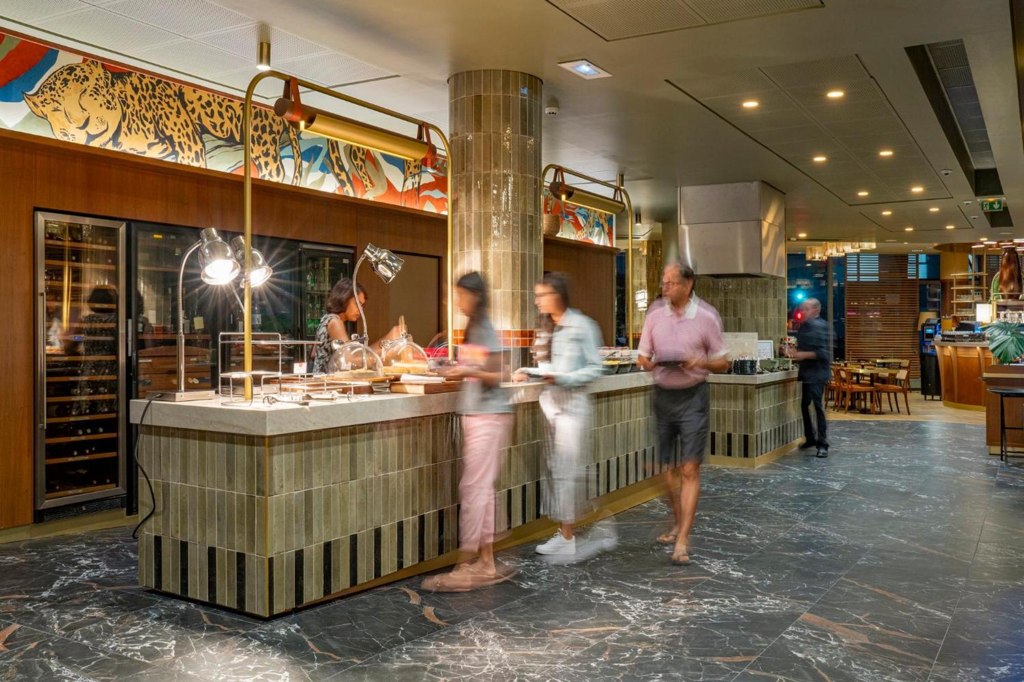 Voco Paris - Porte De Clichy By Ihg Ngoại thất bức ảnh