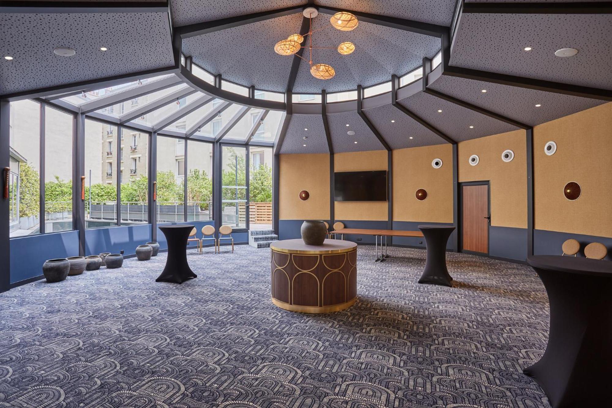 Voco Paris - Porte De Clichy By Ihg Ngoại thất bức ảnh