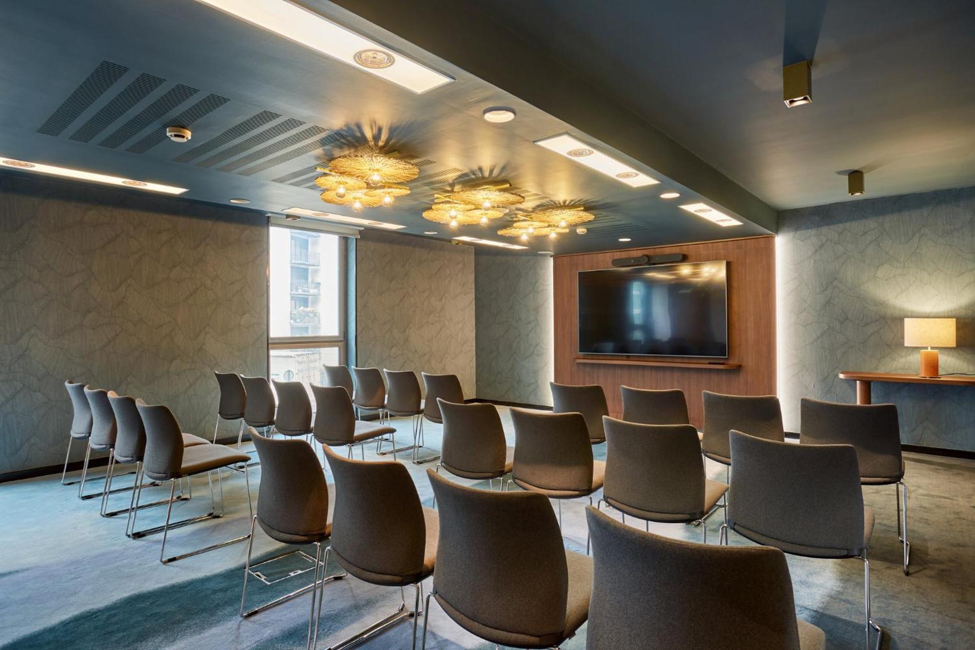 Voco Paris - Porte De Clichy By Ihg Ngoại thất bức ảnh