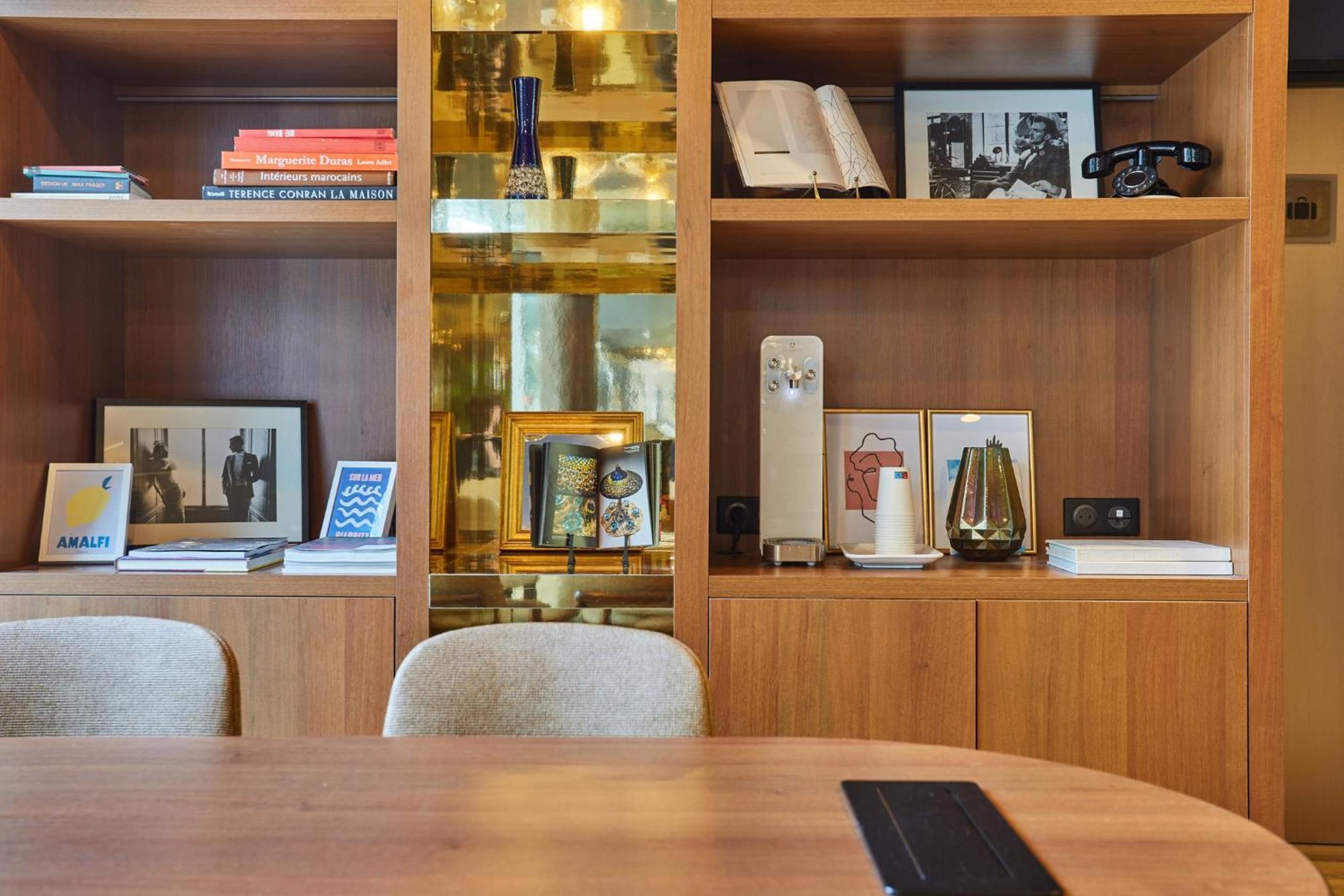 Voco Paris - Porte De Clichy By Ihg Ngoại thất bức ảnh