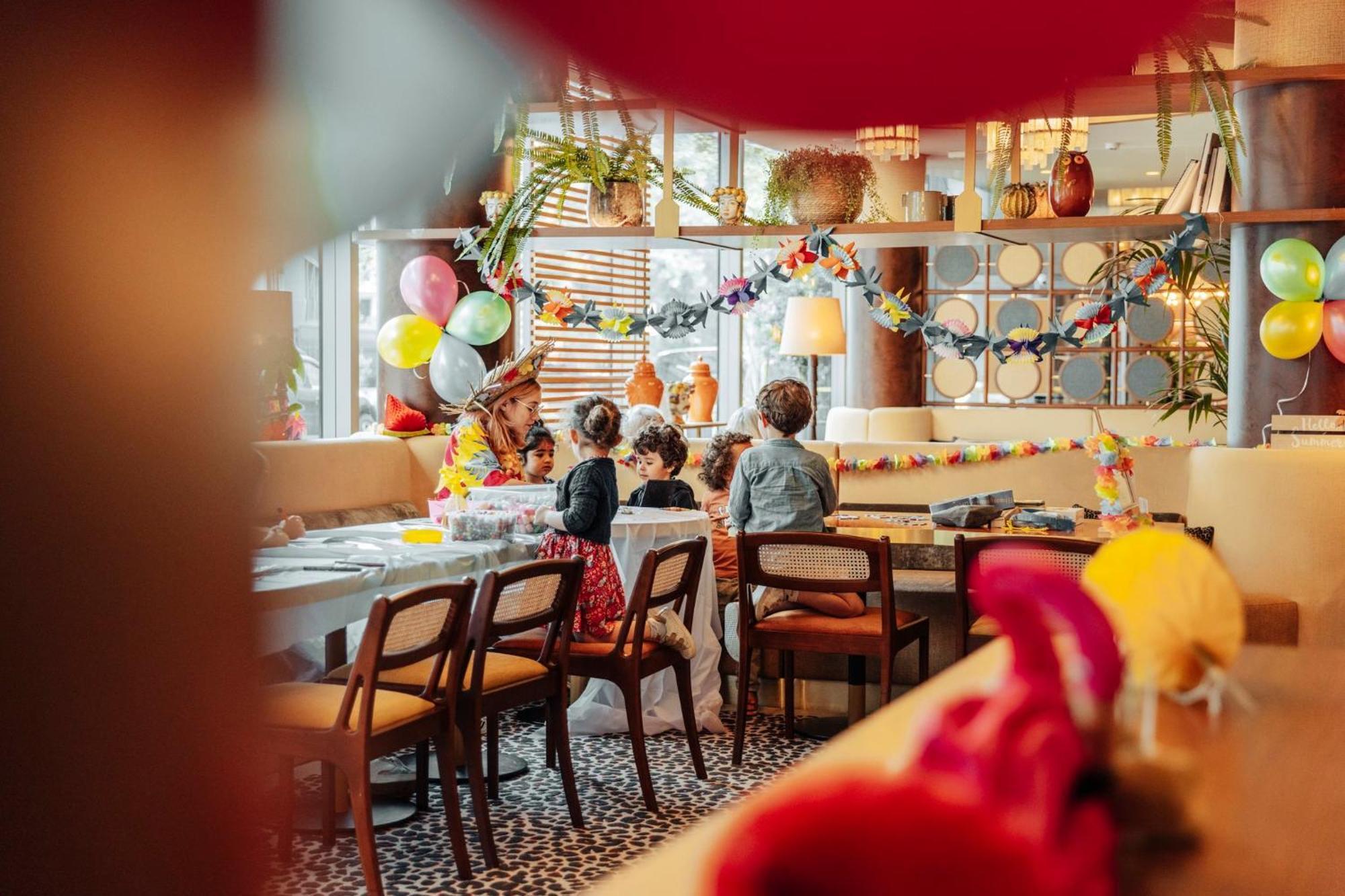 Voco Paris - Porte De Clichy By Ihg Ngoại thất bức ảnh